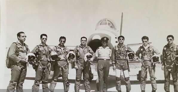 ببینید | ماجرای عجیب توبه خلبان ارتش و شکسته شدن حکم اعدامش ببینید | ماجرای عجیب توبه خلبان ارتش و شکسته شدن حکم اعدامش