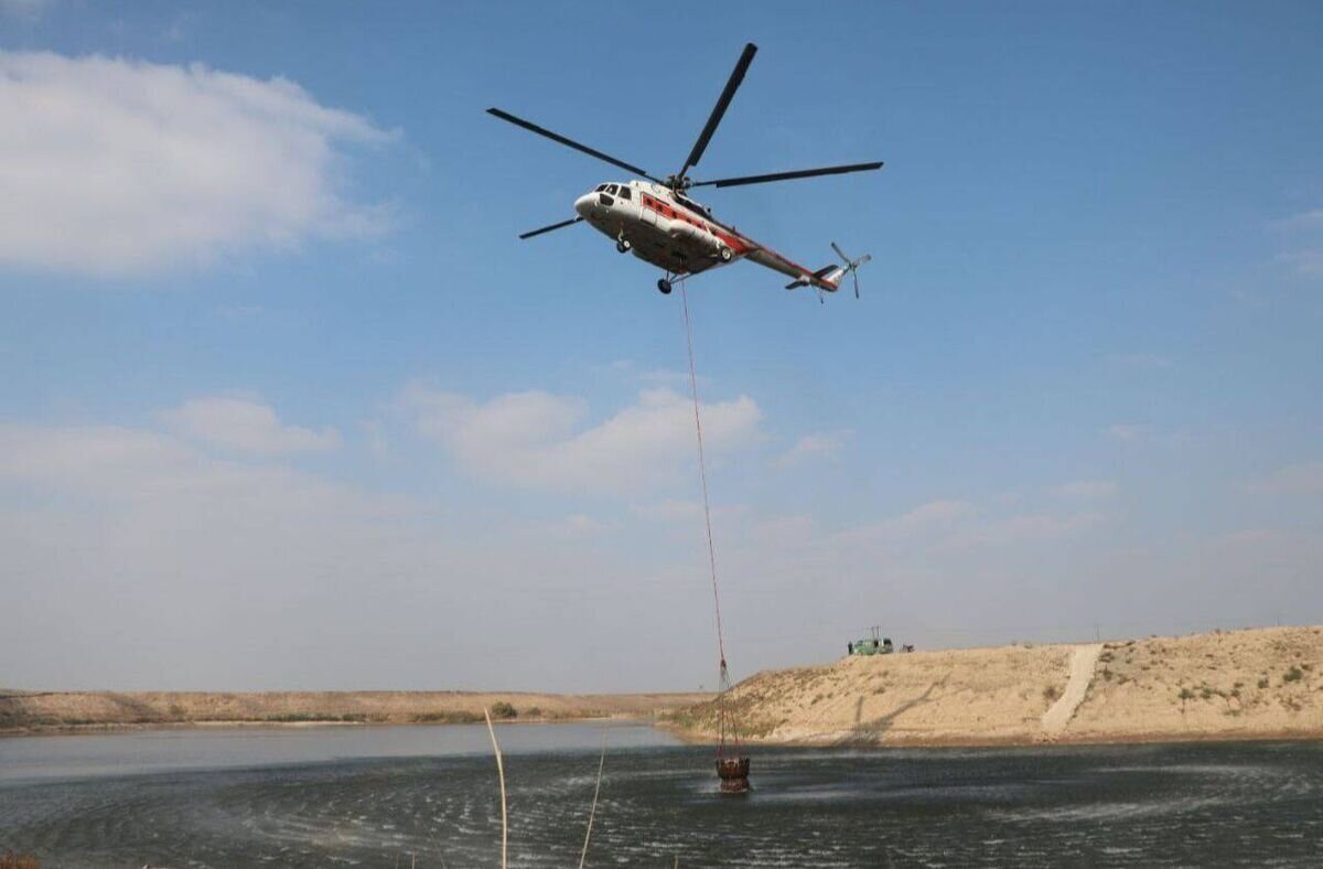 ببینید | تلاش بالگرد هلال احمر برای اطفای حریق جنگل‌های توسکستان استان گلستان