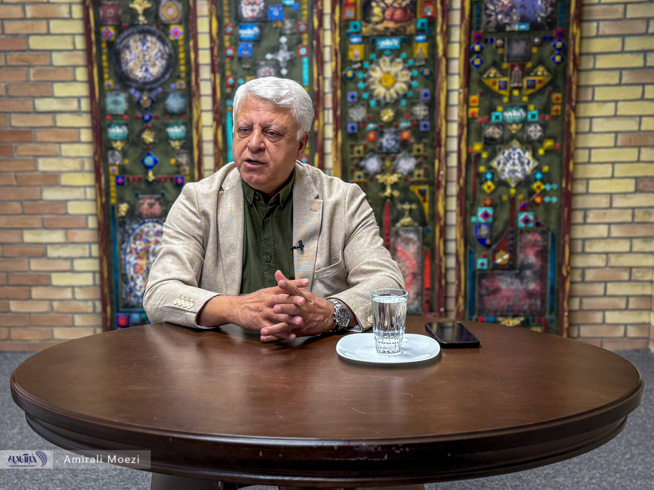 فیاض زاهد: ایران هم این اورانیوم را تحویل خواهد داد و هم غنی‌سازی را برای مدتی طولانی فریز خواهد کرد